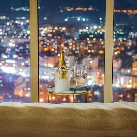Sky Deluxe 3 Fitness & Spa Apartment Скопие Екстериор снимка