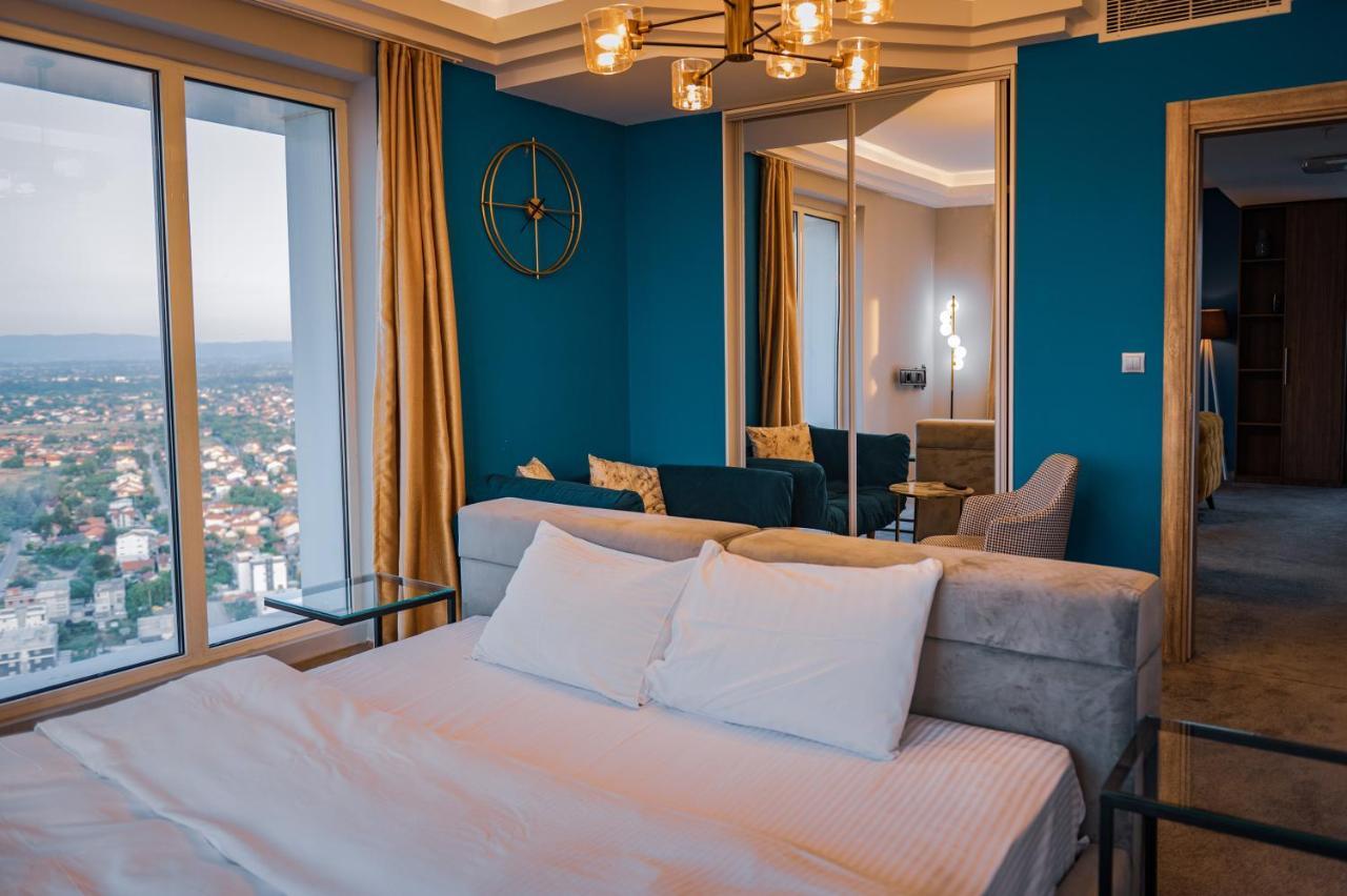 Sky Deluxe 3 Fitness & Spa Apartment Скопие Екстериор снимка