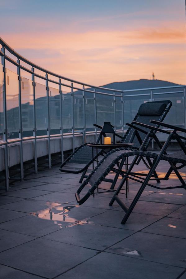 Sky Deluxe 3 Fitness & Spa Apartment Скопие Екстериор снимка